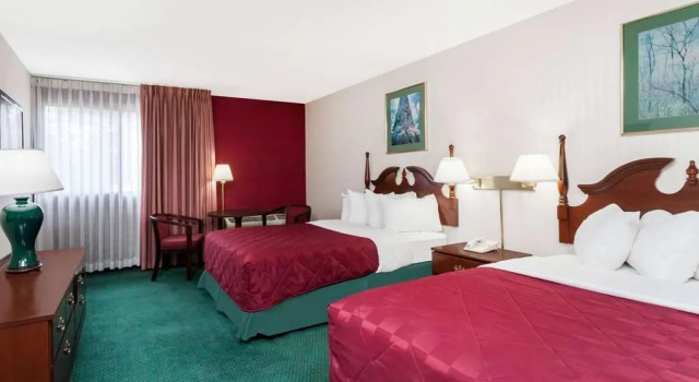 Ramada Glens Falls/lake George Area, Buchen Sie Hotel Glens Falls New York State