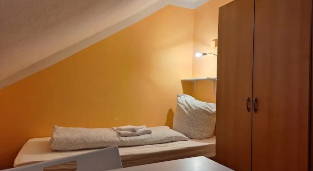 Двухместный номер Standard 2-Rent Group Hostel Rooms AUB162