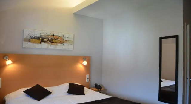Двухместный номер Comfort с видом на горы Carré Py Hôtel