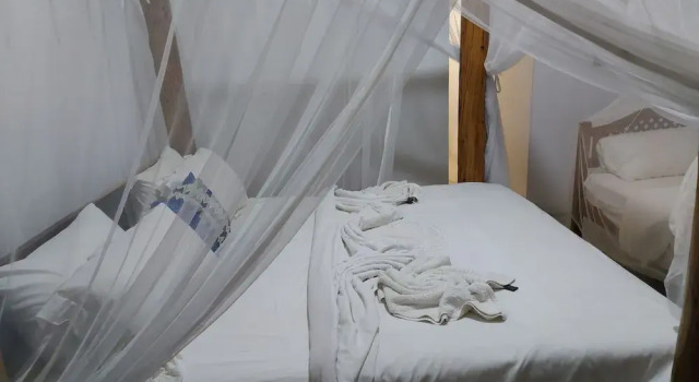 East Africa Safaris, Book Hotel Hoteller i Chizavane med pool, Swimmingpool