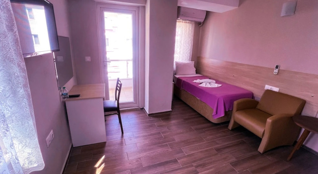 Одноместный номер Standard с балконом Figen Suite Hotel 2