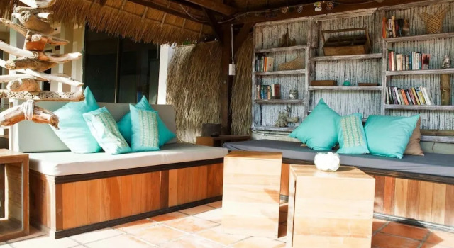 The Beach House, Book Hotel Hoteller i Kep Province med pool, Swimmingpool