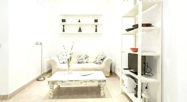 Apartment with One Bedroom in Madrid, Забронировать Апартаменты/квартира Мадрид Провинция Мадрид, рядом с Дом-музей Лопе де Вега