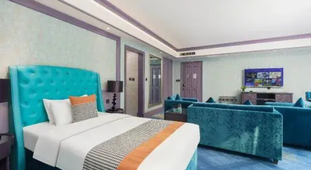 Suite Holiday Inn Yining Enjoy· Yi Banana Leaf (Yining Airport Branch)