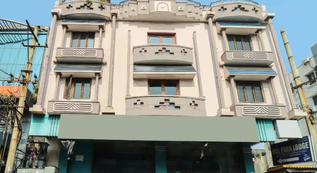 SPOT ON 81033 Hotel Hill Park, Rezerwuj Hotel Hotele w Andhra Pradesh z parkingiem, Parking