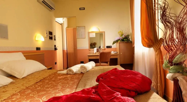 Трёхместный номер Standard Hotel & Residence Roma