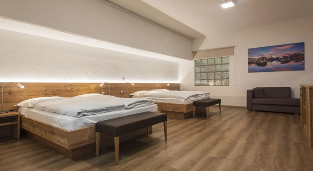 Номер Standard Цокольный этаж Zermatt Budget Rooms at Alpen Resort, Spa & Dining
