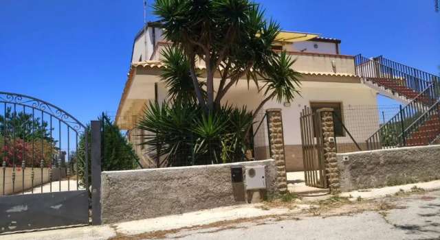 Villa Nino, Book Villa Hotels in Sicily with Parking, Parking