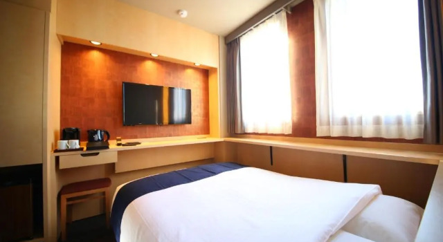 Двухместный номер Отель Koko Hotel Asakusa Komagata