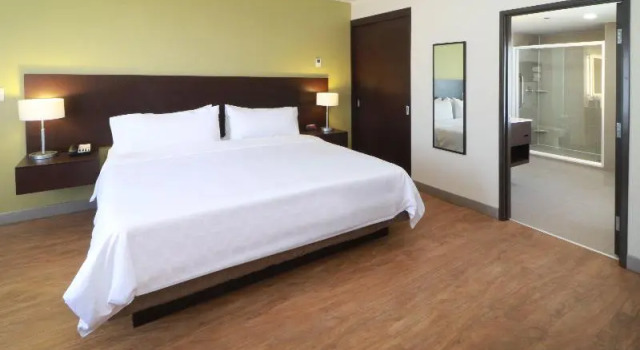 Четырёхместный люкс Staybridge Suites San Luis Potosi by IHG