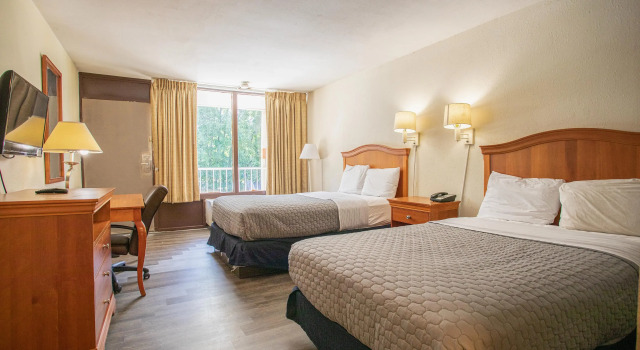 OYO Hotel Greensboro East I 40