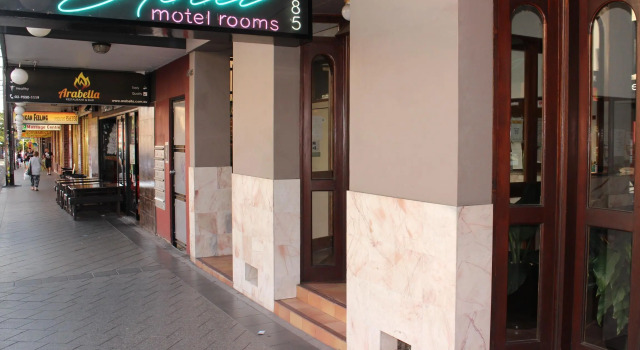 Кровать в общем номере Мини-Отель Australian Sunrise Lodge