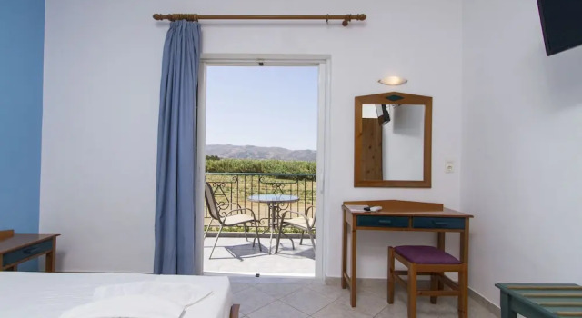 Апартаменты Mediterranean Hotel & Apartments