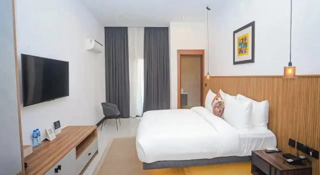 Noble Nook Boutique Hotel Abuja, Book Apartment Hotels in Bwari with a Pool, Swimming Pool