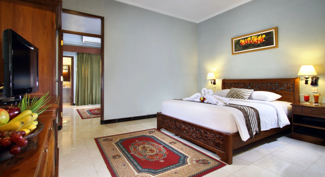 Standard Suite Cakra Kusuma Hotel