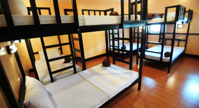 Twin Palms hostel Phi Phi