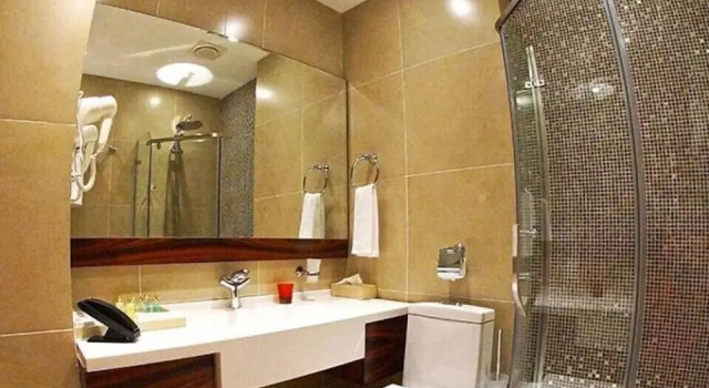 Номер Deluxe Отель Karon Palace