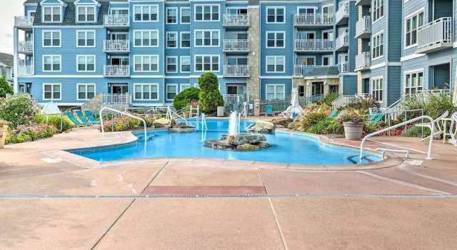 Апартаменты c 1 комнатой с балконом Private Beach Access: Wildwood Crest Retreat