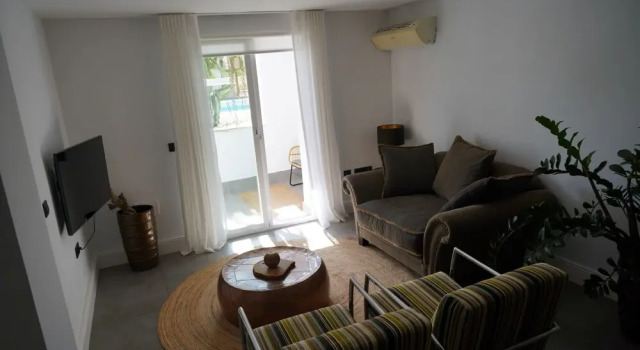 Thani Holidays, Varaa Hotelli Coin Malaga Province