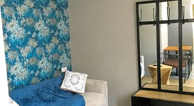 Студия Logis Hôtel & Appartements Le Florence