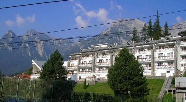 Hotel Alexandros, Rezervovat Hotel Hotely v Prahova Valley s parkováním, Parkování