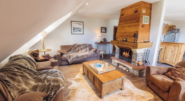 Апартаменты Deluxe с 4 комнатами с балконом и с видом на горы Chalet La Perle d'Oisans
