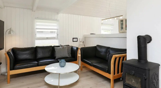 Spacious Holiday Home in Thisted Denmark With Sauna, Rezervovat Hotel Thisted 