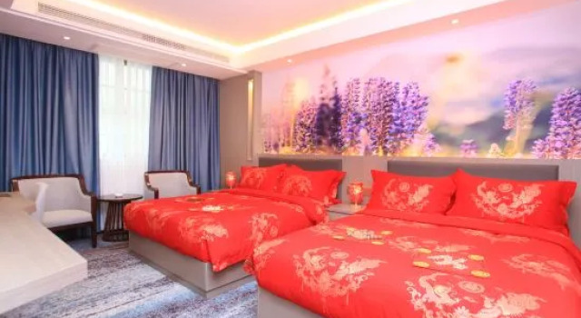 Suite Enping Longfeng Hotel