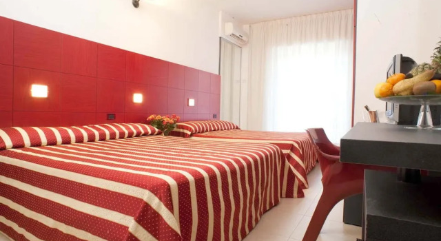 Garden Hotel Molfetta, Book Hotel Hotels in Molfetta with Parking, Parking