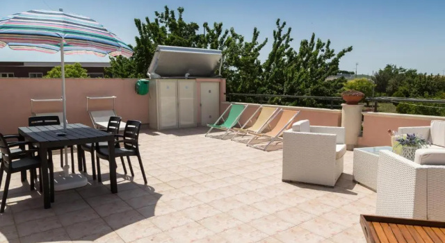 Casa Vacanze Un Tuffo Nel Blu, Забронировать Отель Отели Матера с бассейном, Бассейн