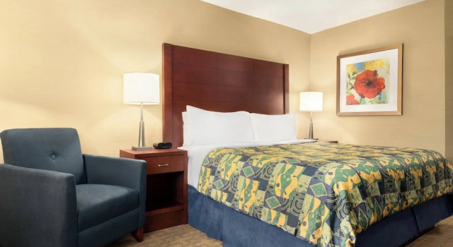 Номер Business Travelodge by Wyndham Oshawa Whitby