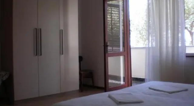 Apartment Zorka, Prenota Appartamento Supetarska Draga 