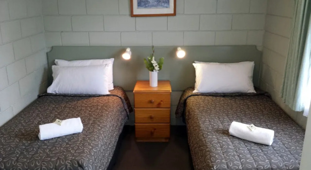 Семейный люкс с балконом Daylesford Motor Inn Vic Pty Ltd