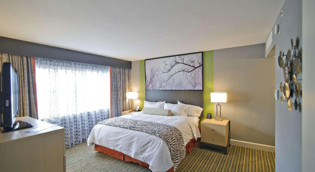 Двухместный полулюкс DoubleTree Suites by Hilton Hotel Huntsville South