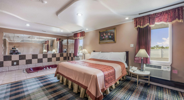 Двухместный номер Jetted Tub Knights Inn Trevose