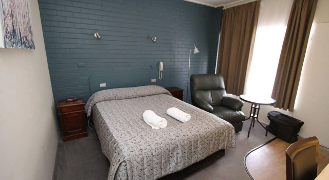 Elm Motel