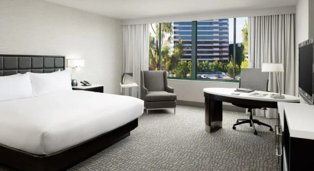 Двухместный номер Hilton Woodland Hills/ Los Angeles