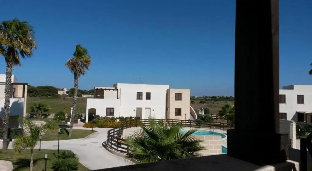 Коттедж с 2 комнатами Casa Vacanze Lido Burrone