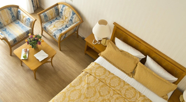 Romantik Hotel Bayrisches Haus, Buchen Sie Hotel Potsdam 