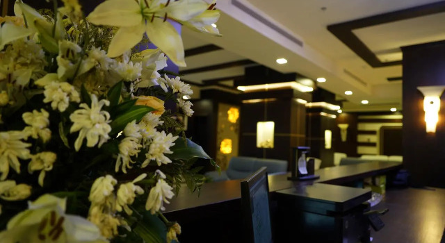 Отель Areen Palace Hotel - Al Madina Road