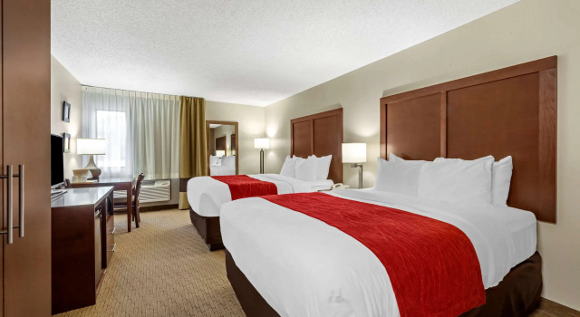 Четырёхместный номер Standard Comfort Inn Valentine