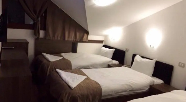 Трёхместный номер Economy Мансарда Theranda Hotel