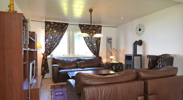 Cozy Holiday Home in Hildfeld with Private Garden