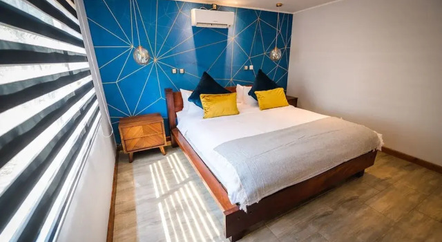 Kampi Ya Boma, Boek Hotel Kolwezi Congo-Kinshasa
