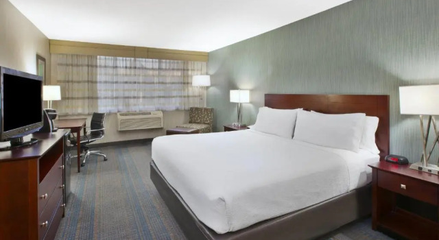 Двухместный номер Executive Holiday Inn Columbus Dwtn-Capitol Square by IHG