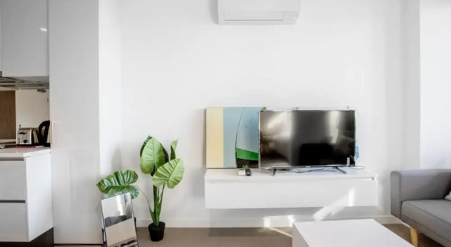 Lovely Home Close To South Cross Designer Apartment, Забронировать Апартаменты/квартира Отели Мельбурна с бассейном, рядом с Пристань для яхт «Е», Бассейн
