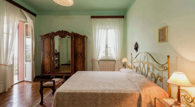 Villa in Citta Della Pieve Near Lake