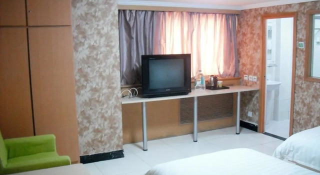 Beijing Jia Li Hua Hotel Dingfuzhuang, Book Hotel Hoteller i Beijing Province med parkering, Parkering