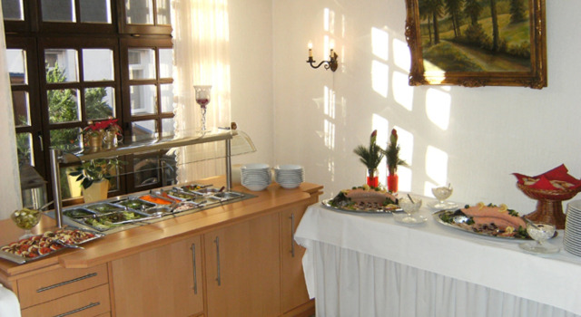 Lindenhof, Prenota Hotel Rees Basso Reno