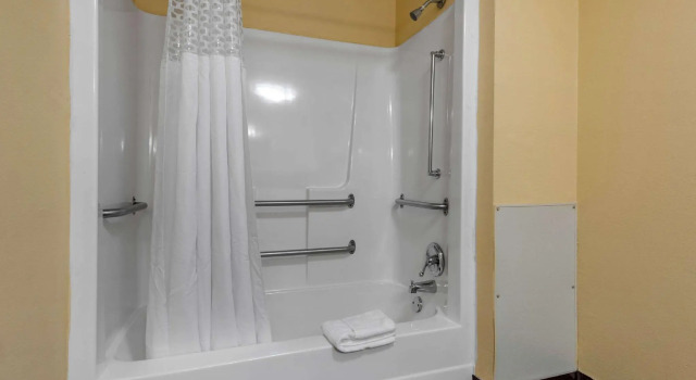 Двухместный номер Standard Econo Lodge Lexington Southeast